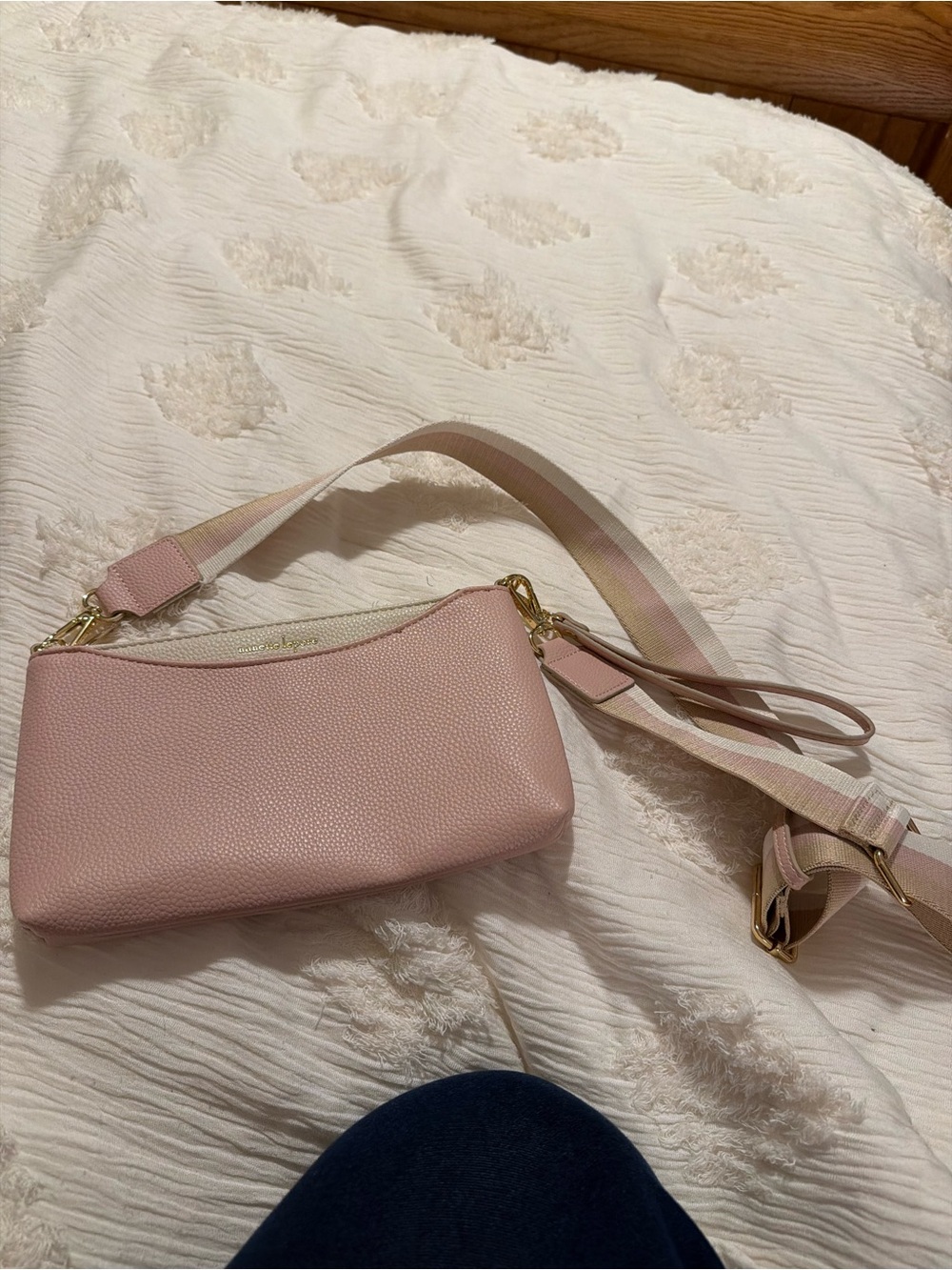 NWOT: Women’s Pink Leather Crossbody Bag with Adjustable Strap